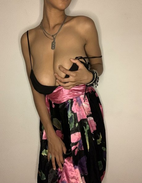 SultryAphodite pretty actress archive