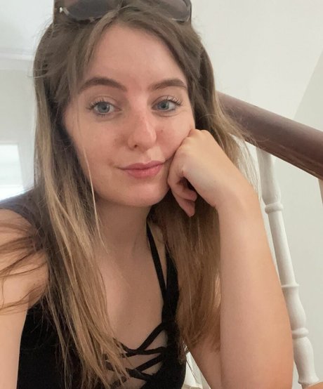 Averytinyleaf sexy model photos