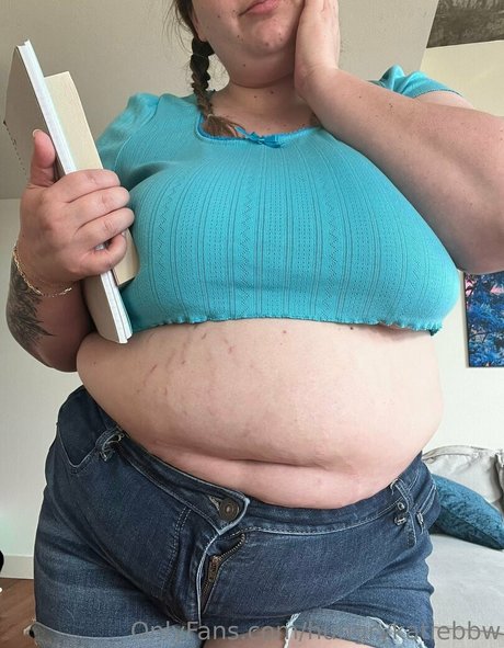 hungrykatiebbw sexy model galleries
