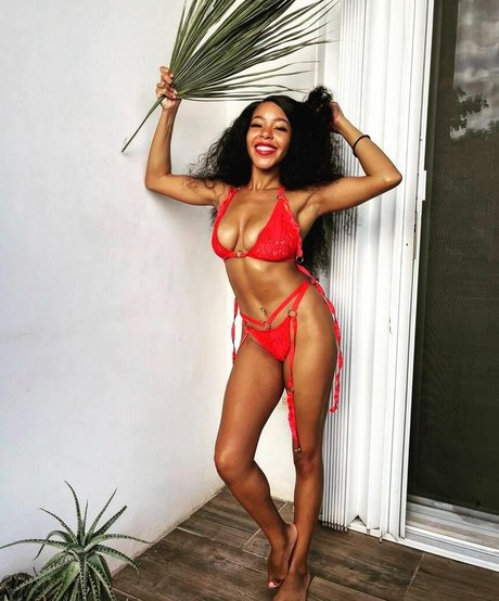 Cherry Latto sexy actress picture