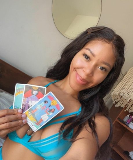 Cherry Latto hot model photo