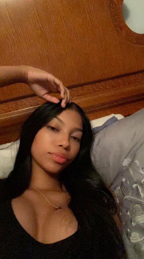 Eden Jabari star hot pics