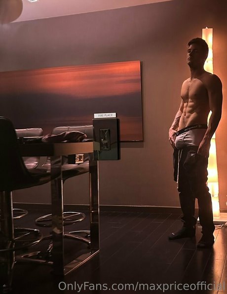 maxpriceofficial model xxx pictures