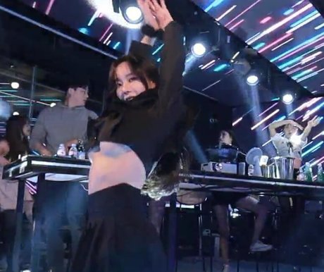 Siw0ns_ model adult image