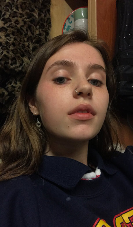 Clairo nude star pics