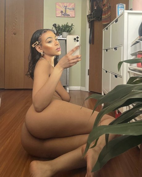 Sydney Celeste model nice images