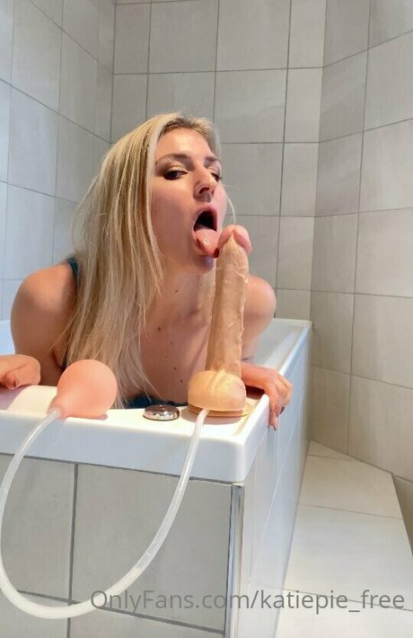 katiepie free pornstar nudes picture