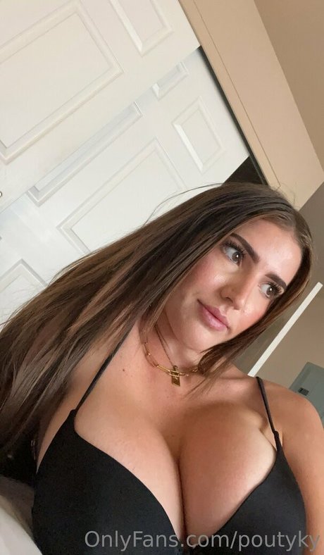 Kylee Powell perfect star photos