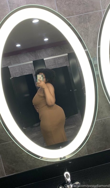 pxssydiamond pornstar hot image