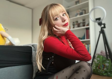 LegendLuna hd actress gallery