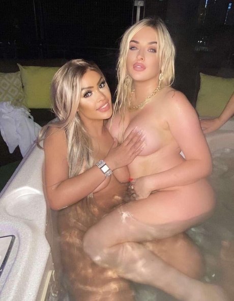 Jill Leslie model pornographic photos