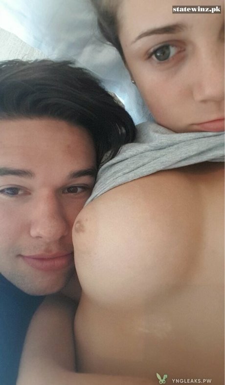 Toni Paras exclusive model gallery