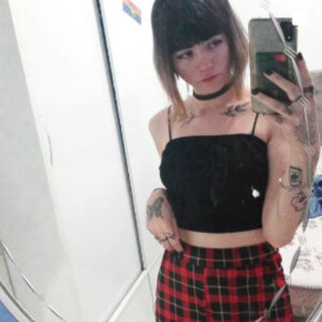 Lil Ravena model porn pics