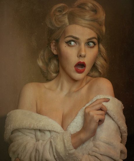 Alina Rin Profile pic