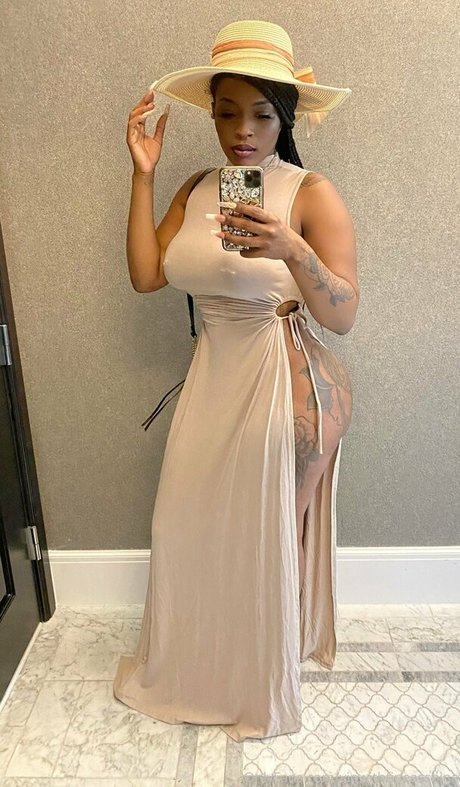 midget trans onlyfans nudes gallery