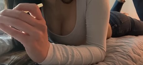 ASMR Yuuu pornstar hot picture