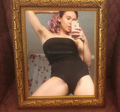 BellatrixSweets model pornographic galleries