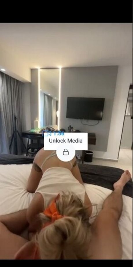 naiadeityy nudes pornstar img