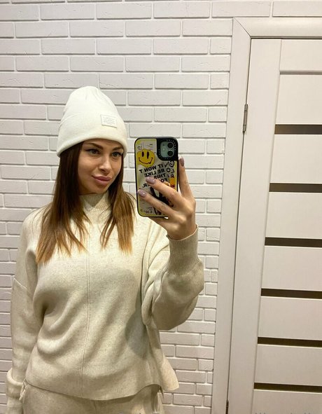 mollly dolly star nudes picture