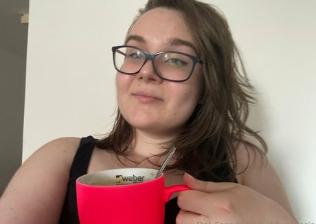 chubbynixiesin art model photos