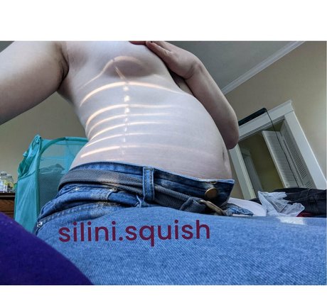 silini squish model high quality picture