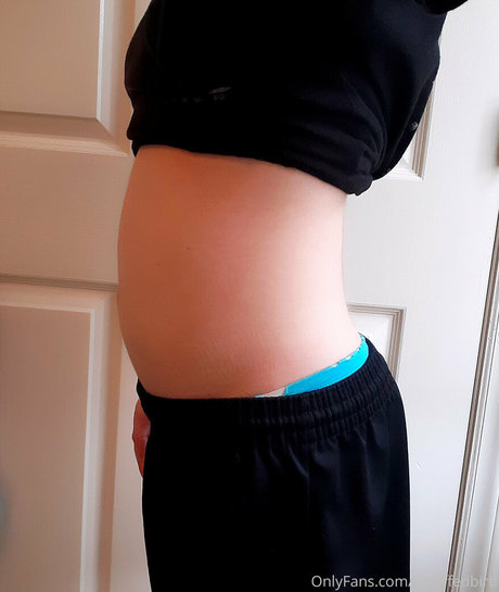 astuffedbirb hd actress pic