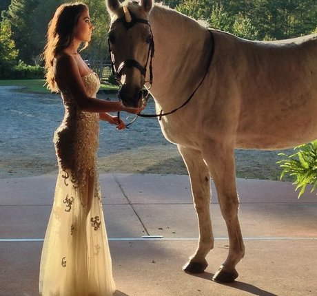 Ashton Hatchell high quality model pic