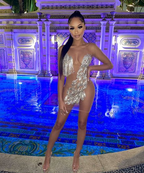 Breann Llewelyn pornstar sexy pictures