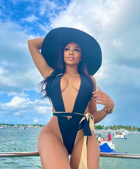 Breann Llewelyn star pornographic pictures