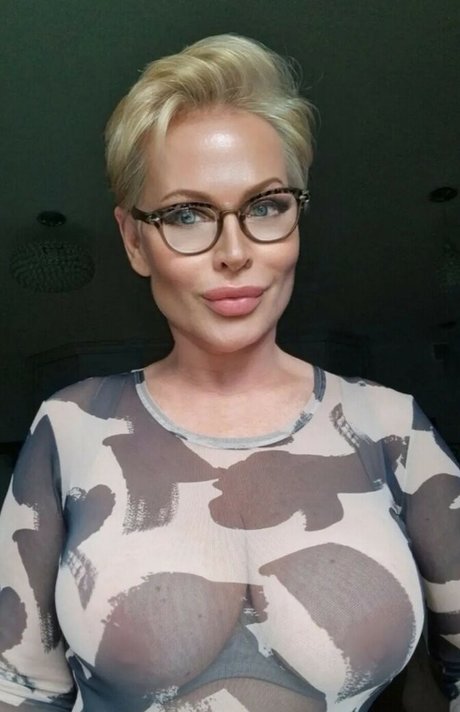 Cheri vi naked pornstar img