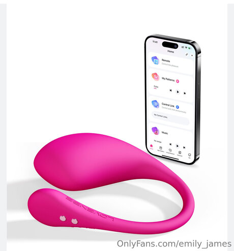 Emily James hd actress photos