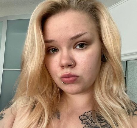 caraharriet perfect star img