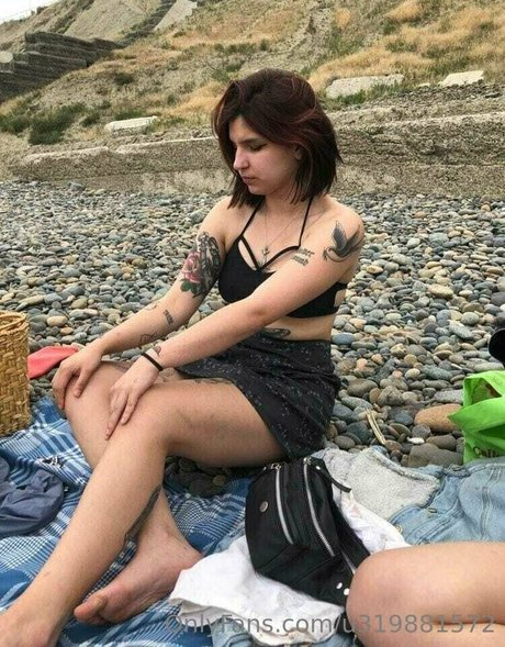 lola deinnn model pretty galleries