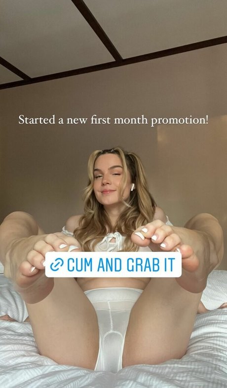 TheSupremeSisters nude actress galleries