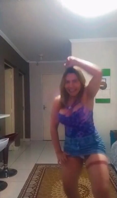 celiayoutube pornographic model picture