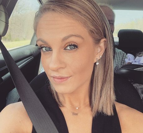 Kenzie Colvard model naked img