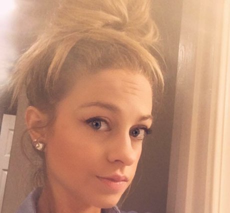 Kenzie Colvard sexy model image