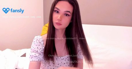 Sweet Lady Cola star porn pictures