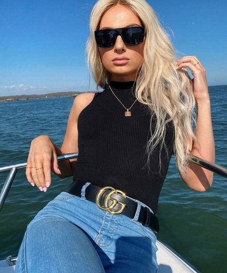 Tsmissmara erotic model pic