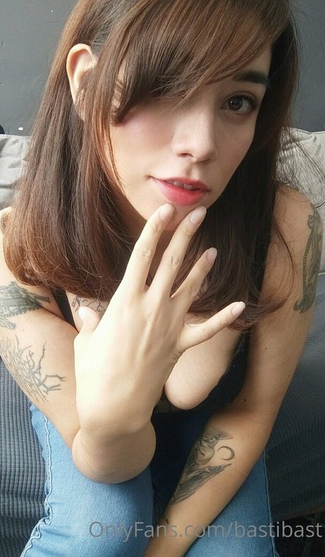 bastibast model best pictures