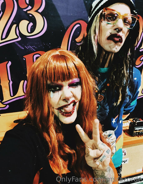 msrazorde top model archive