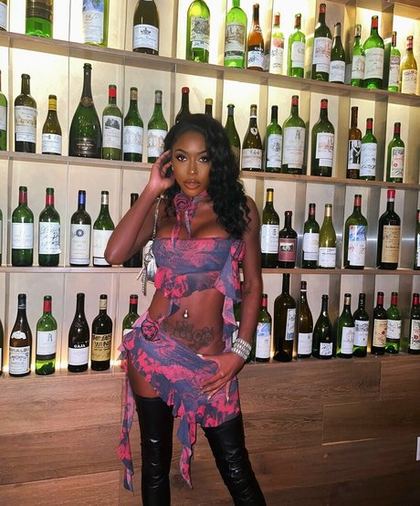 JordanneDeveaux star sex img