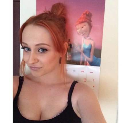 Missrachaelcx model exclusive pics