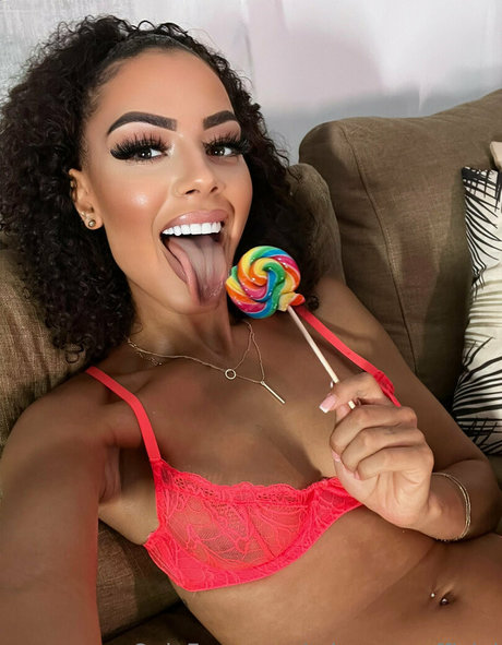 miamoonofficial hd model pics