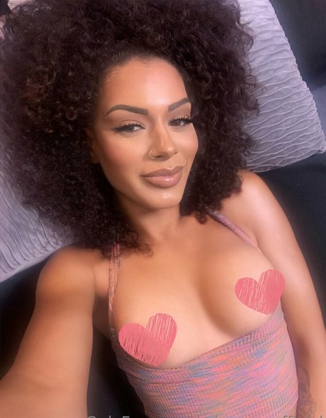 miamoonofficial xxx model images