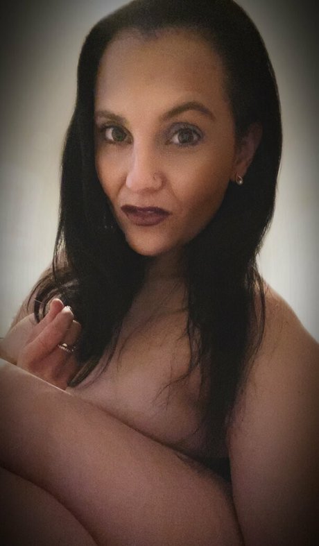 longgone2022 art model pic