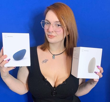 Hilary Ilariaa pornstar pictures