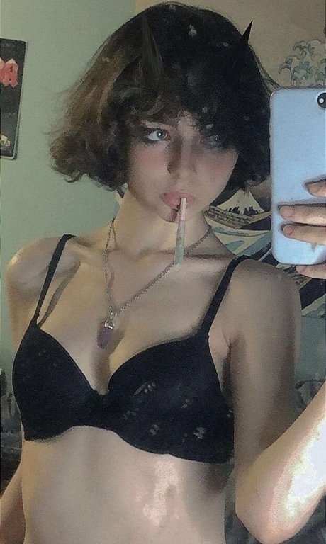 Little Pet hd model pics