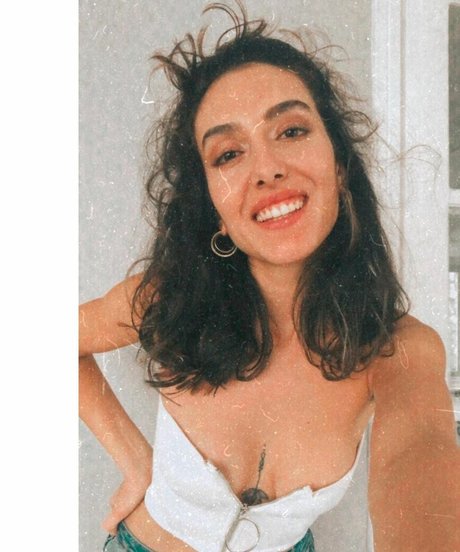 Asli Sevi art pornstar galleries