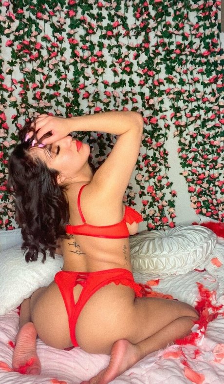 venusbaby2_ pretty model pic